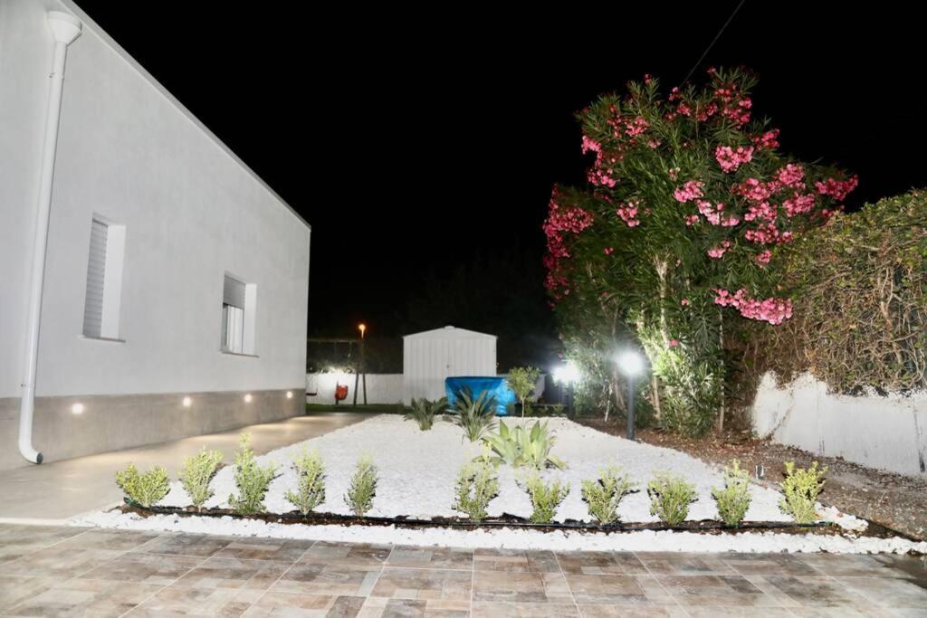 Villa Mare Blue Sr Nuovissima Villa 150M Dal Mare Adatta A Bambini Terrauzza Eksteriør billede