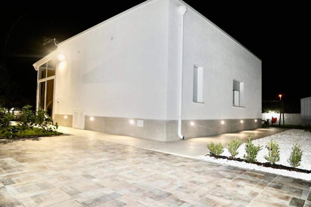 Villa Mare Blue Sr Nuovissima Villa 150M Dal Mare Adatta A Bambini Terrauzza Eksteriør billede